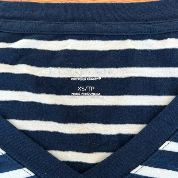 Liz Lange Navy and White Striped Cap Sleeve Maternity Top size XS EUC - Picture 8 of 9
